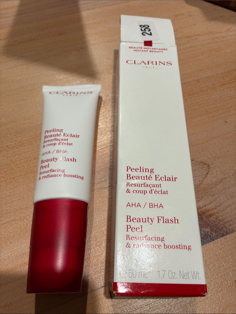 Clarins Beauty Flash Peel Primer - White & Red